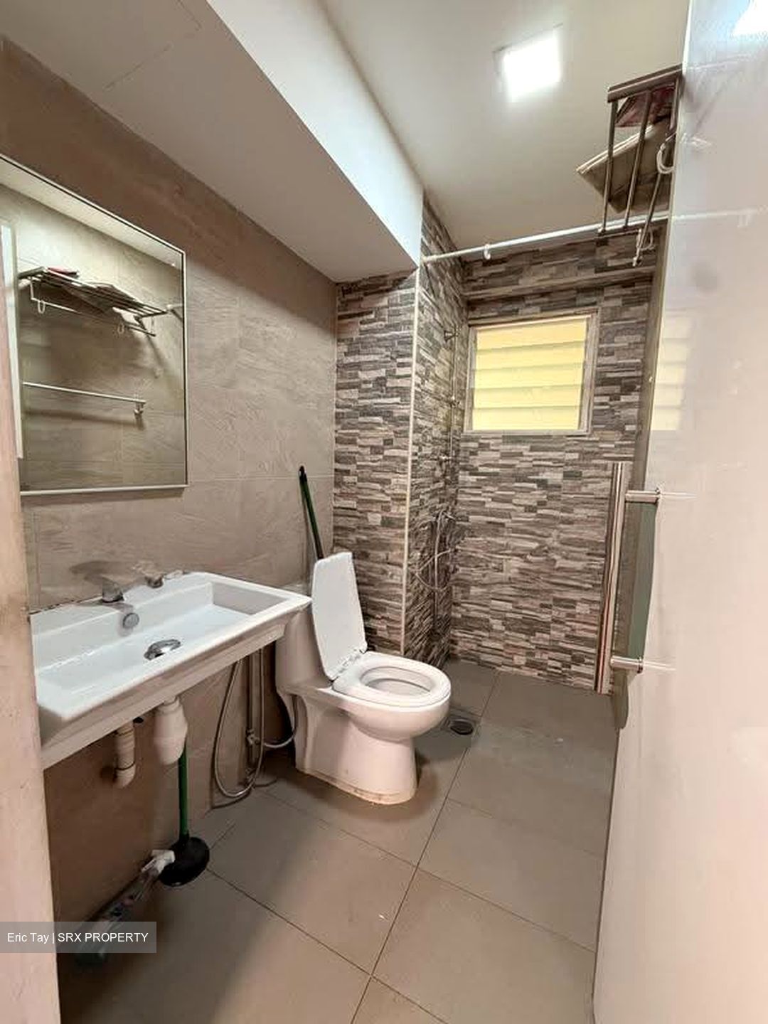 Melville Park (D18), Condominium #613829131